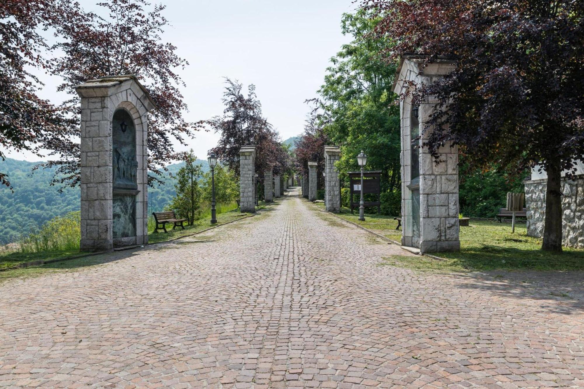 Casa Busso - Happy Rentals Esino Lario Luaran gambar