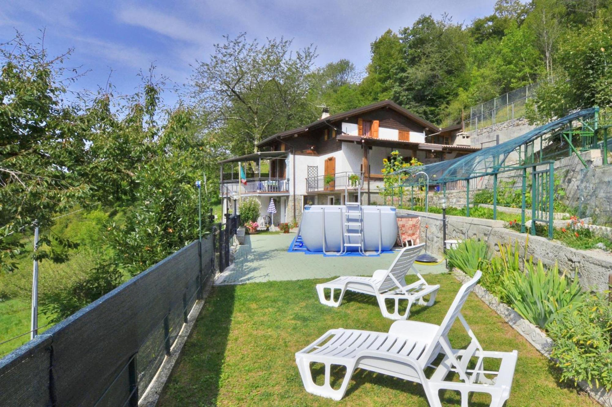 Casa Busso - Happy Rentals Esino Lario Luaran gambar