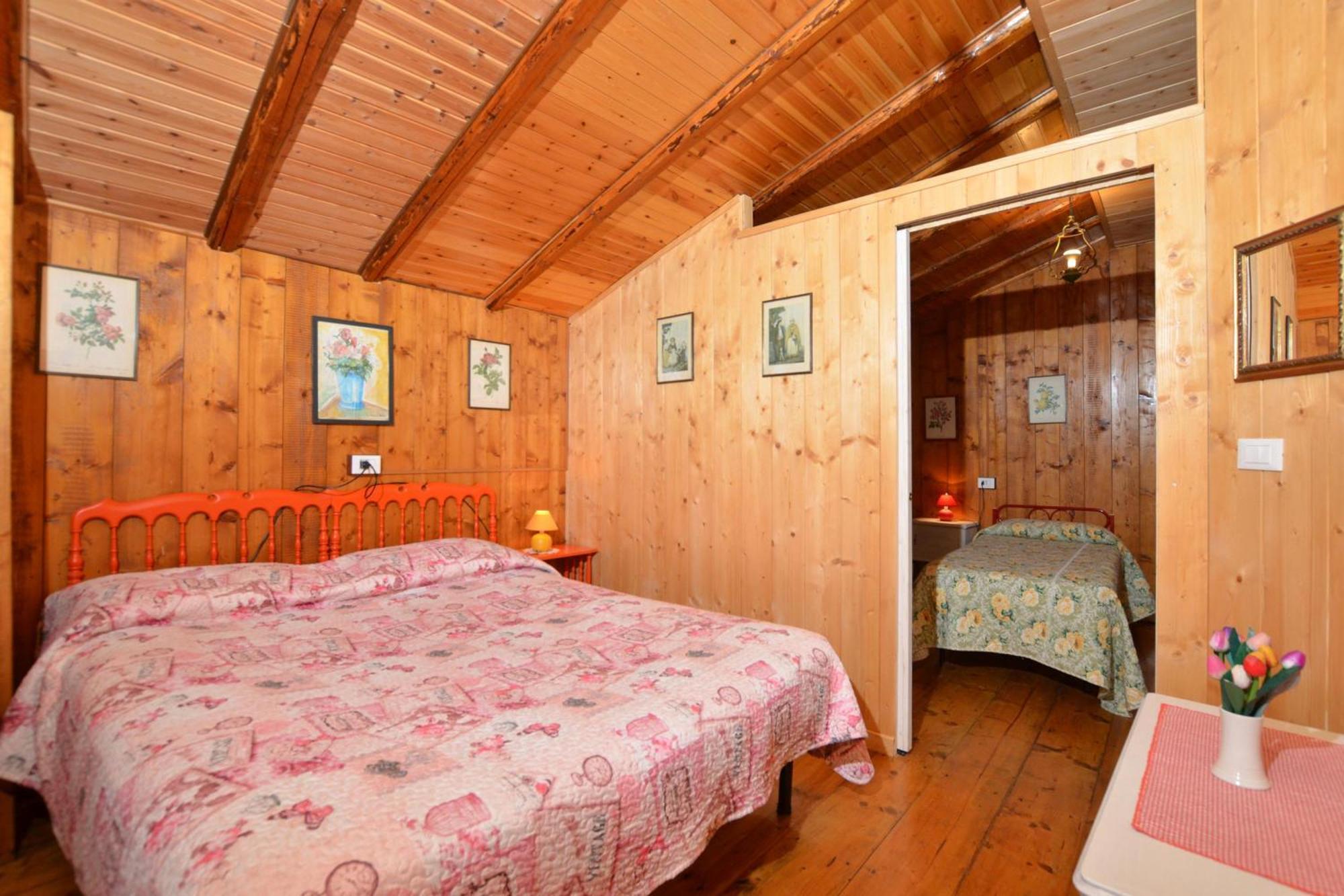 Casa Busso - Happy Rentals Esino Lario Luaran gambar
