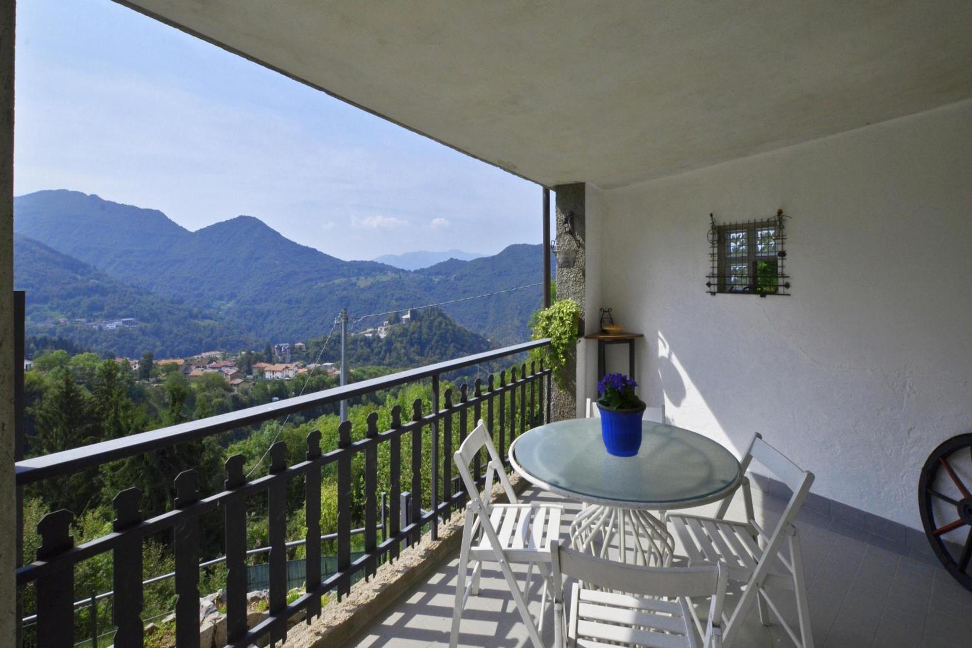 Casa Busso - Happy Rentals Esino Lario Luaran gambar