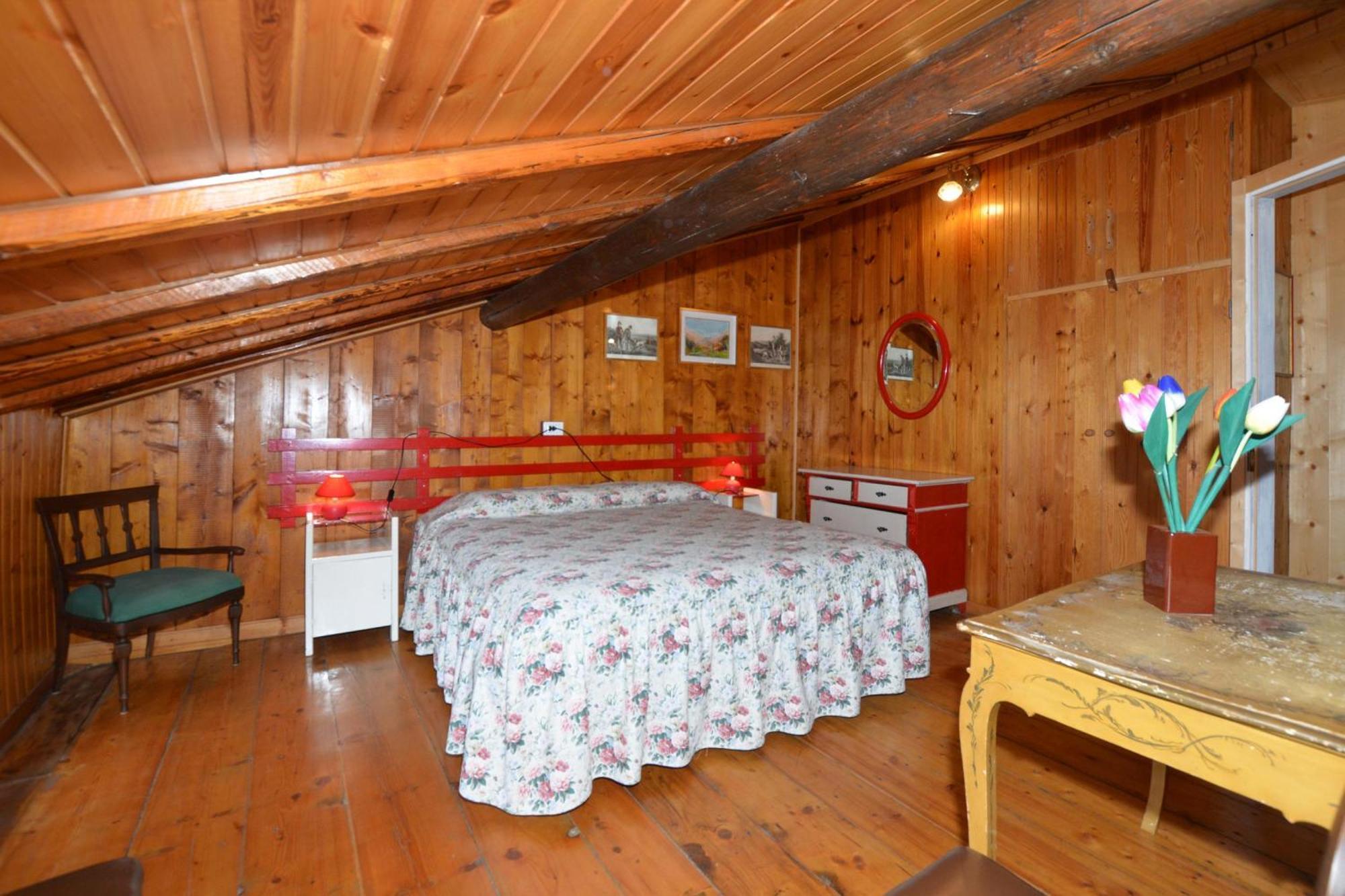 Casa Busso - Happy Rentals Esino Lario Luaran gambar
